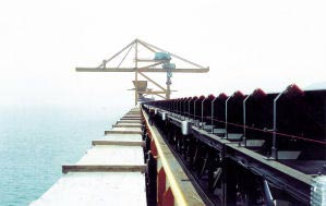 igus® Energiekette an einem Kran