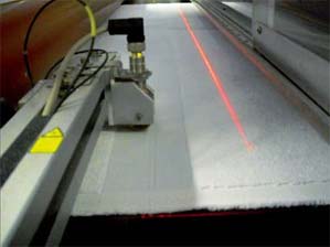 Saumerkennungssensor mit iglidur Gleitlagern