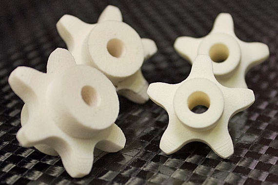 3D-gedruckt: Sonderangefertigte Kunststoff-Ritzel aus verschleißfestem iglidur® Material