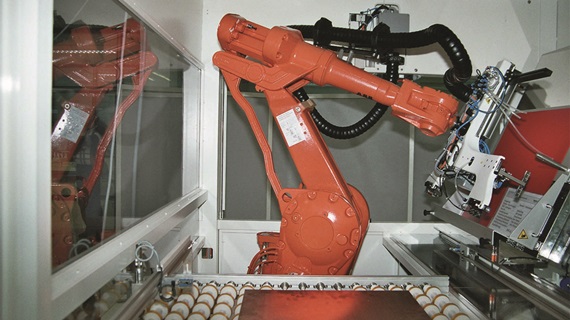 Roboter mit Energiekette