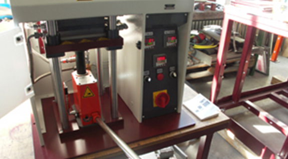 Gleitlager für Laborpressen